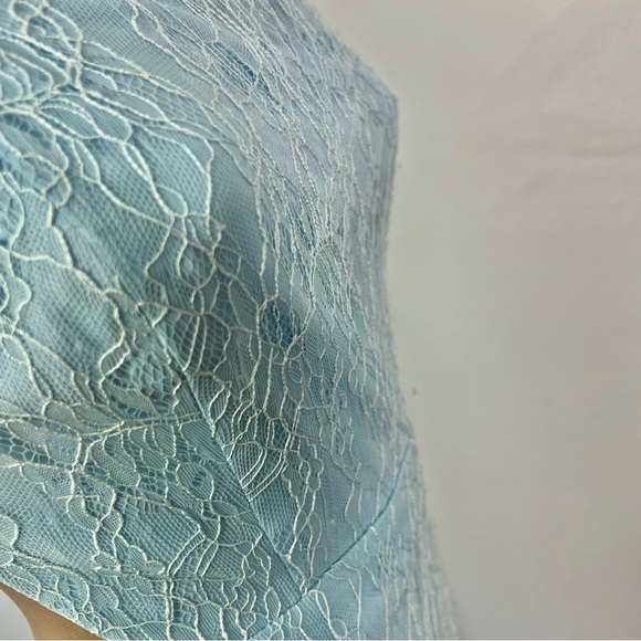 NEW FAME AND PARTNERS BLUE BACKLESS LACE GOWN - Picture 8 of 11